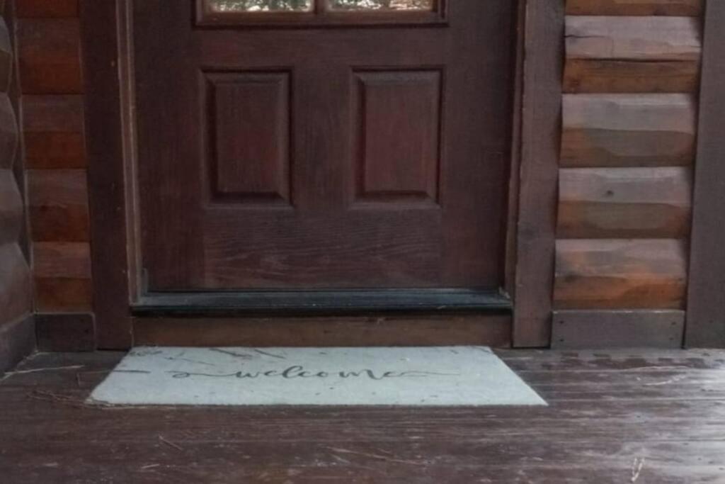 Iron Horse Lodge Sleeps 18, Games, Fire Pit, Hot Tub, Ev, More Broken Bow Bagian luar foto